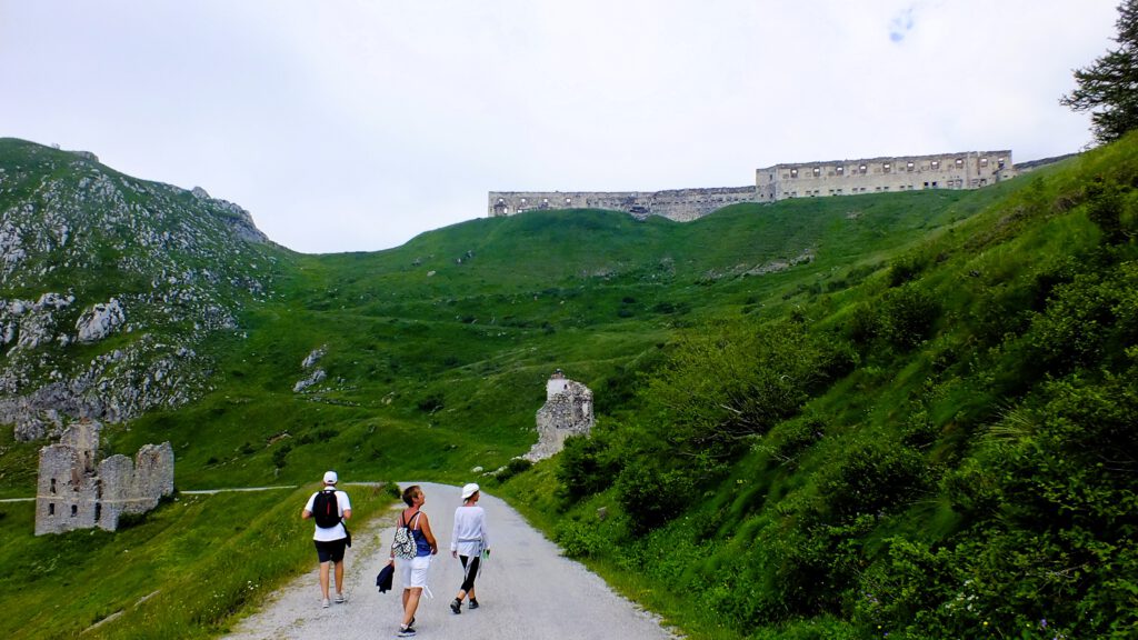 Wandern auf der Via del Sale - Ligurischer Grenzkamm
